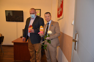  (photo)
