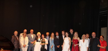 Aby szczęśliwym być